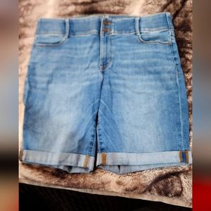 APT 9 size W 16 regular bremuda denim blue shorts